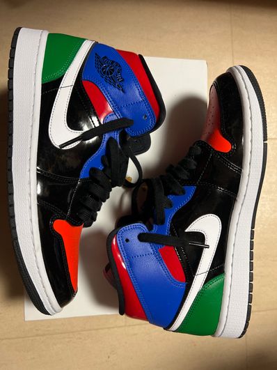 NIKE WMNS AIR JORDAN 1 MID