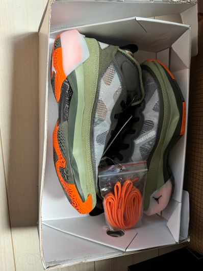 UNDEFEATED × Nike Air Jordan 37 "Oil Green"