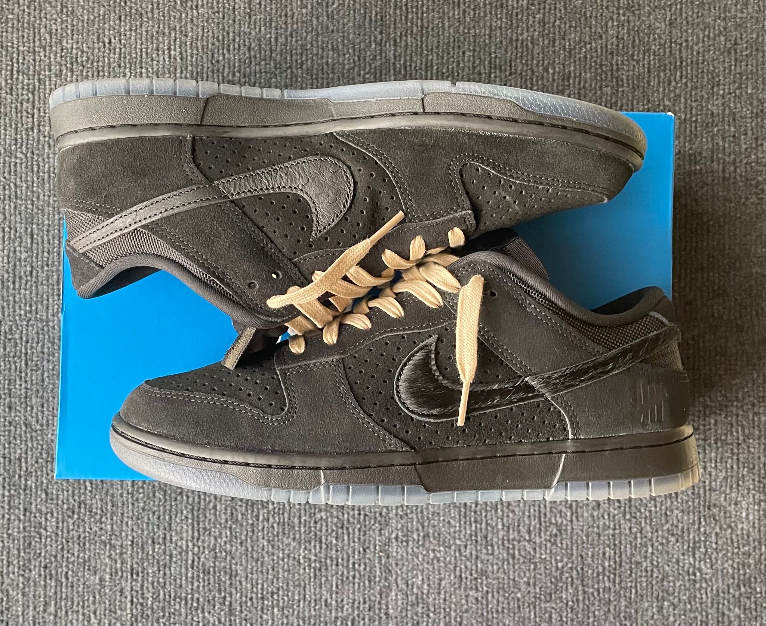 UNDEFEATED × Nike Dunk Low SP "5 ON IT"