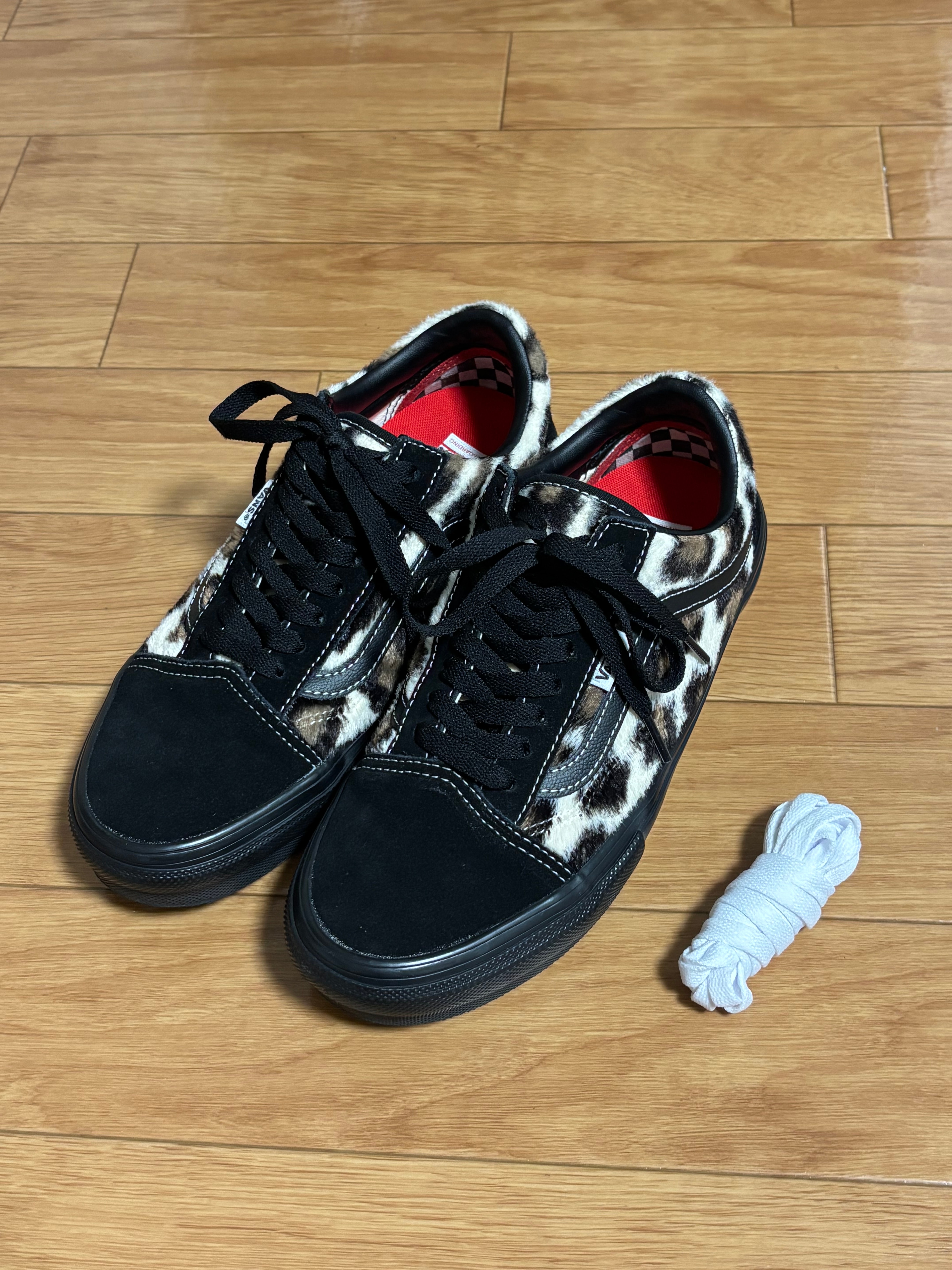 Supreme × Vans Leopard Old Skool "Black"