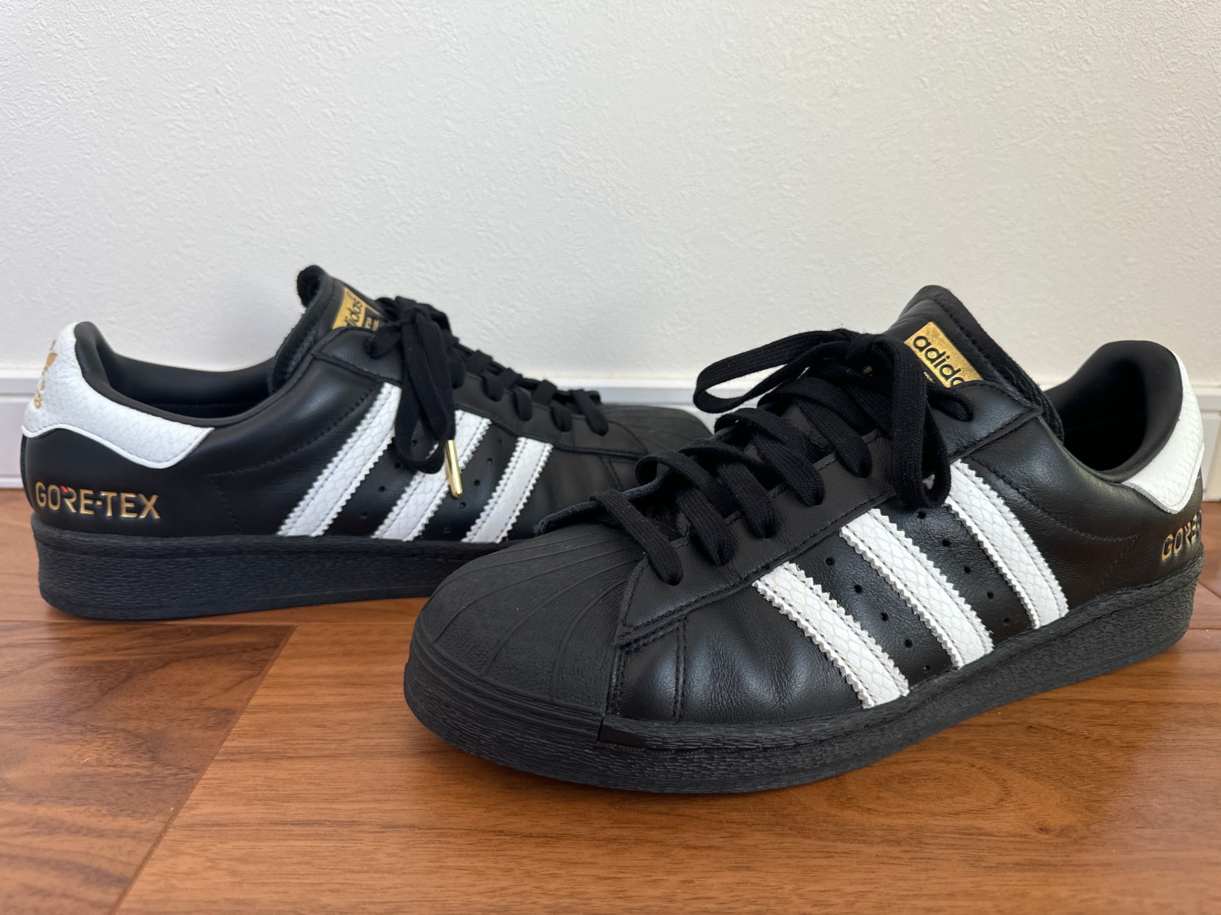 atmos Exclusive adidas Superstar 82 GORE-TEX "Core Black/Footwear White/Gold Metallic"