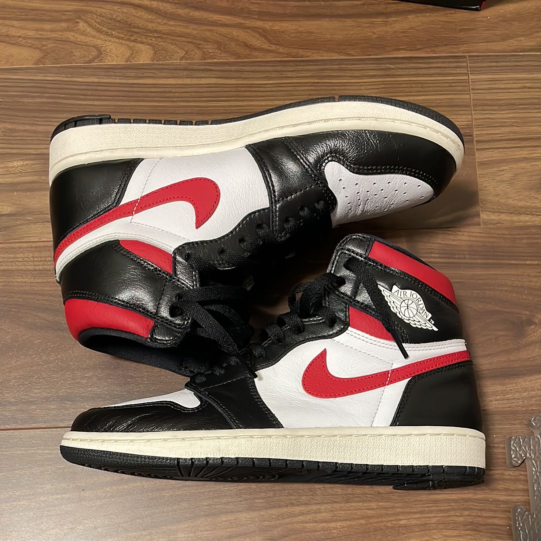 Nike Air Jordan 1 Retro High "Black/White/Sail/Gym Red"