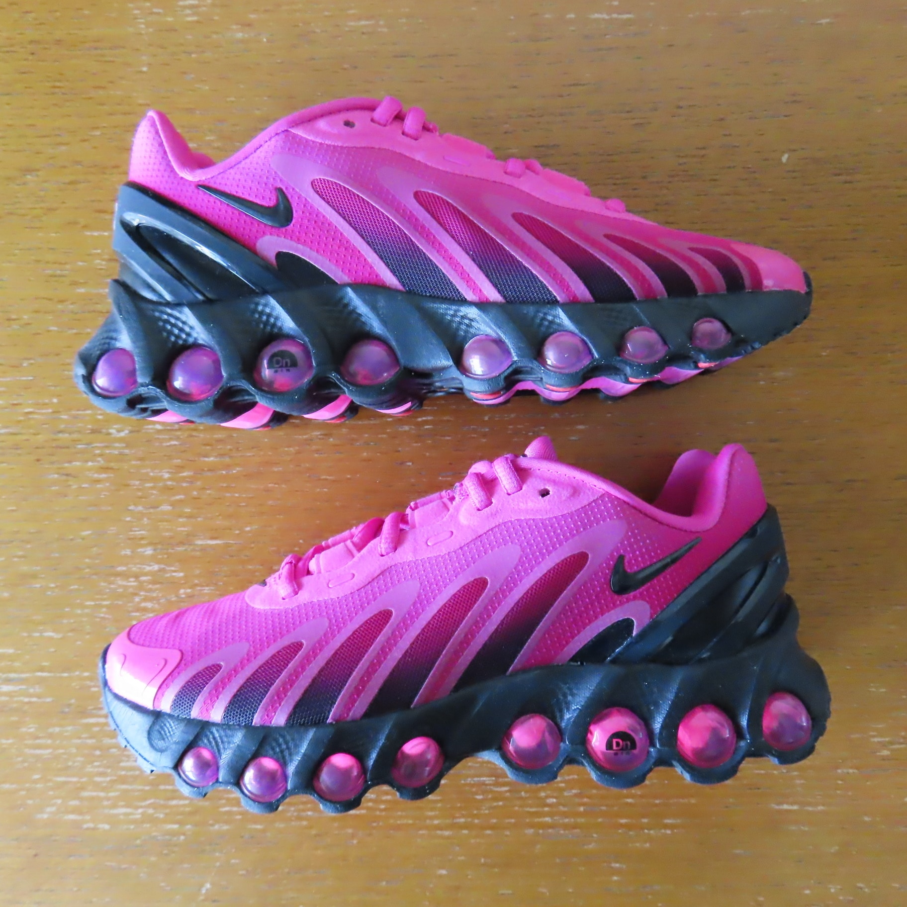 Nike Women's Air Max DN8 "Laser Fuchsia/Sport Fuchsia/Black"