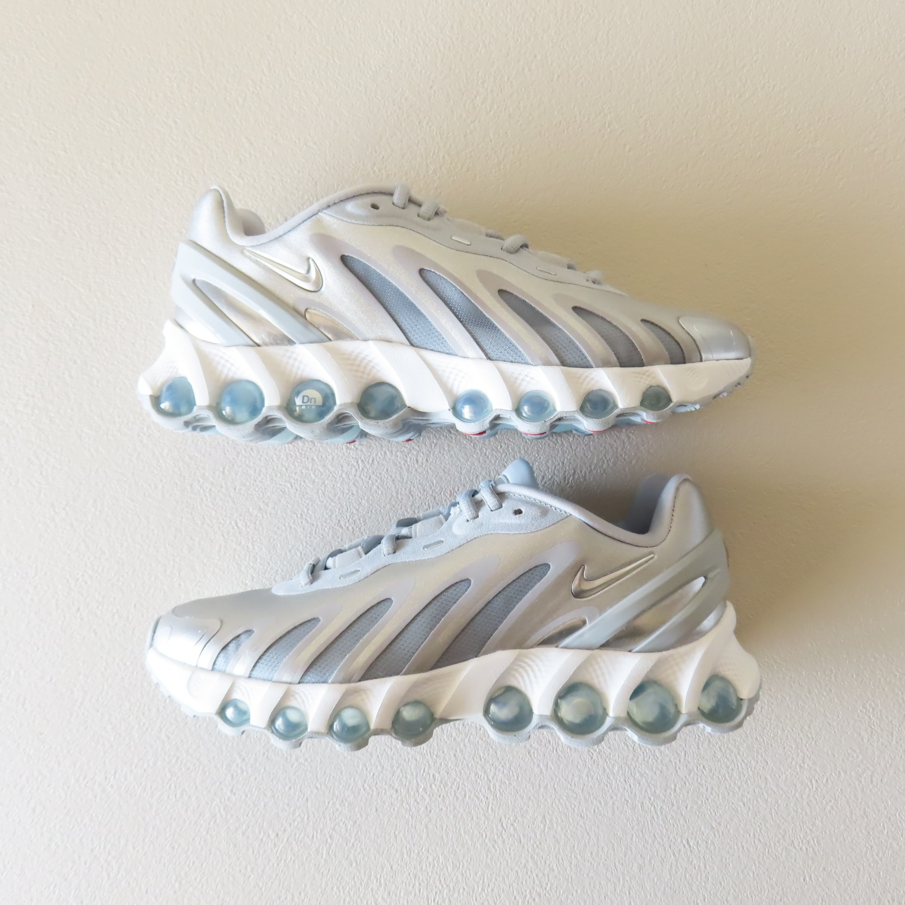 Nike Women's Air Max DN8 "Wolf Grey/Off White/Off White/Metallic Silver"