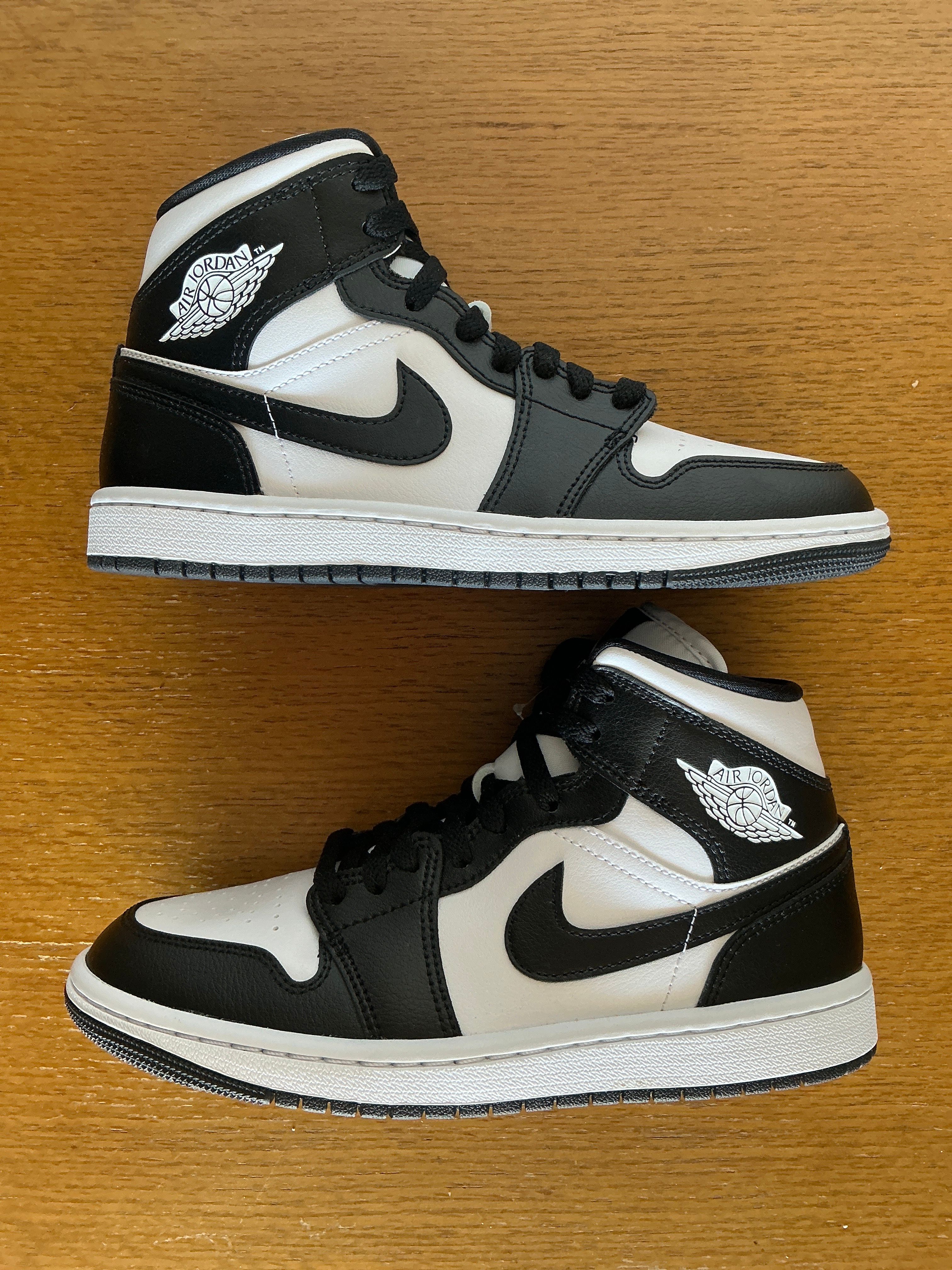Nike Women's Air Jordan 1 Mid "Black/White"