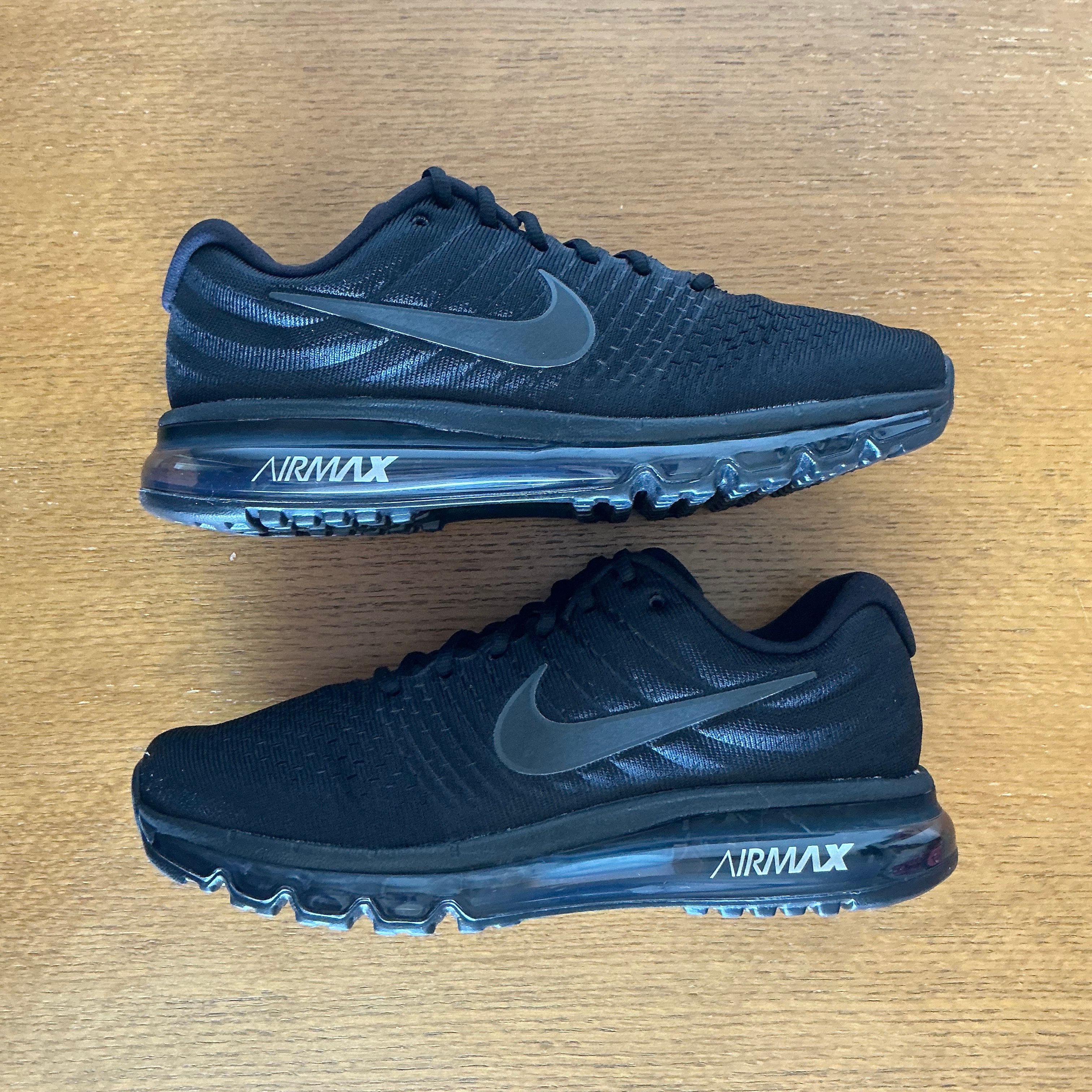 ほぼ未使用　27cm NIKE ナイキ　エアマックス　2017 トリプルブラック NIKE - 新品未使用 ナイキ エアマックス 2017 黒 トリプル