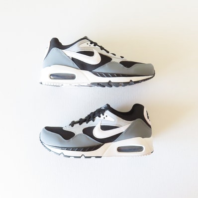 Nike Air Max Correlate "Black/Cool Grey/Wolf Grey/White"