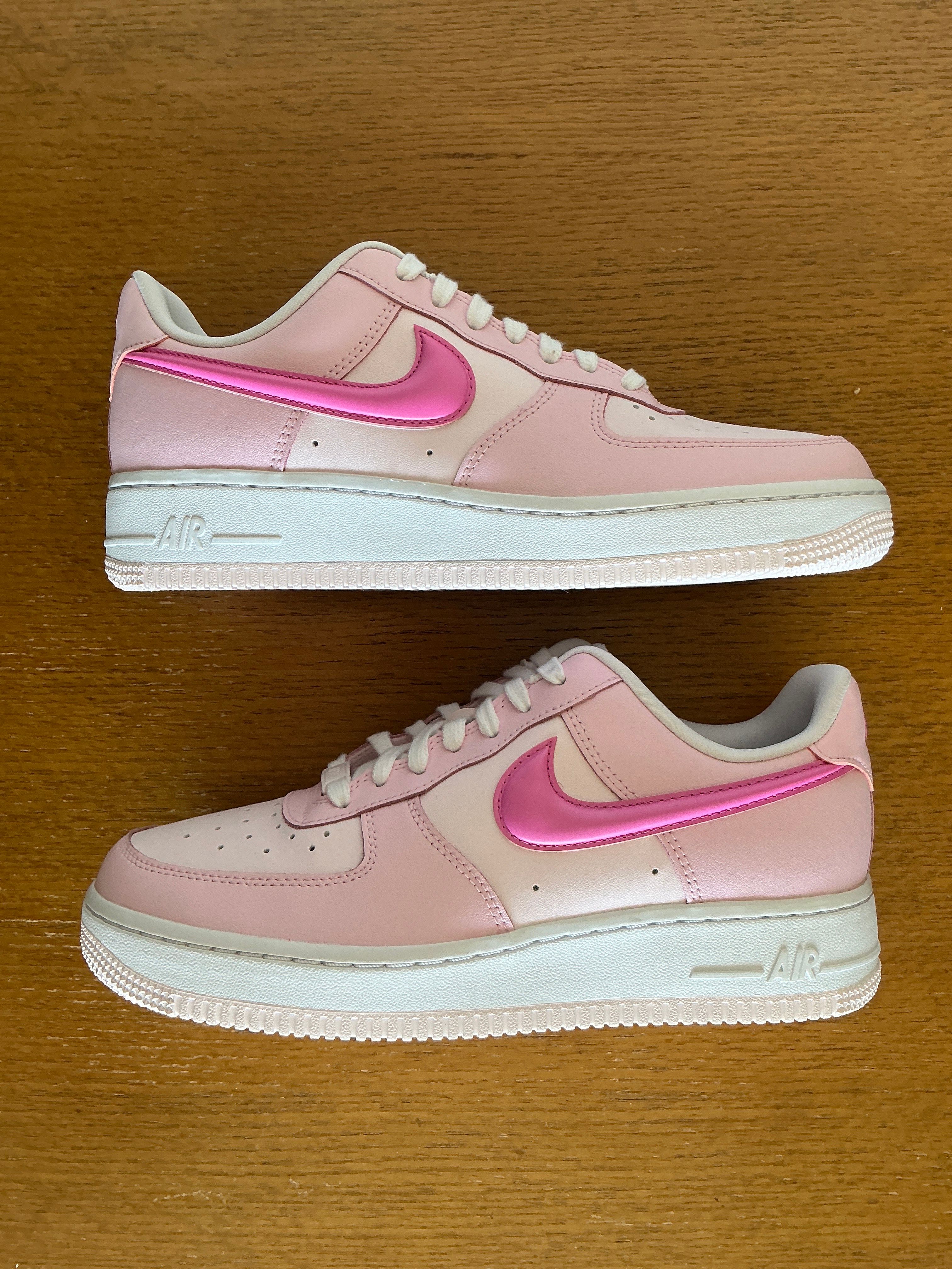 Nike Women's Air Force 1 Low '07 LX "Paw Print"