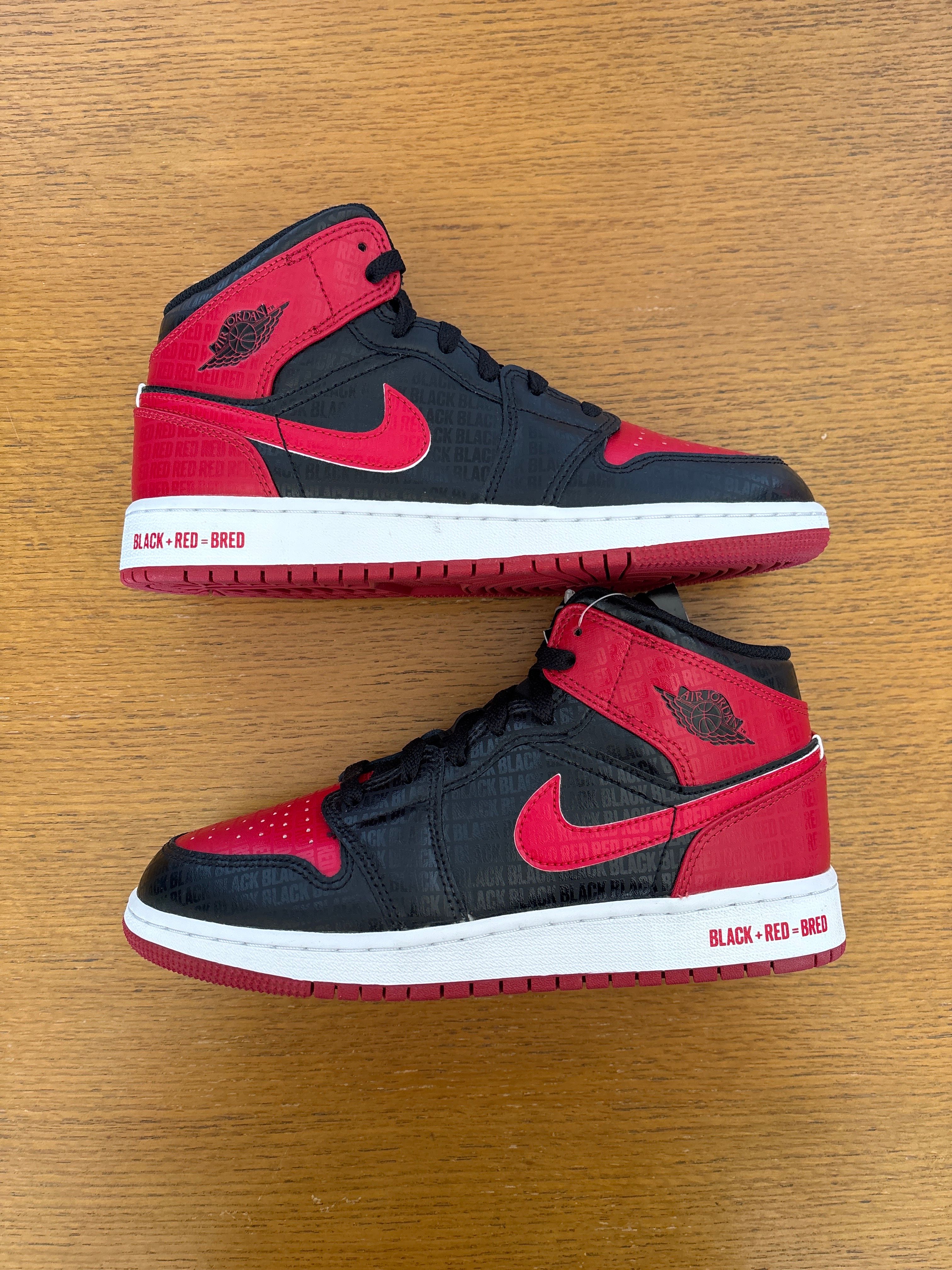 Nike GS Air Jordan 1 Mid "Bred"