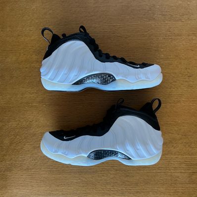 Nike Air Foamposite One "White and Black"