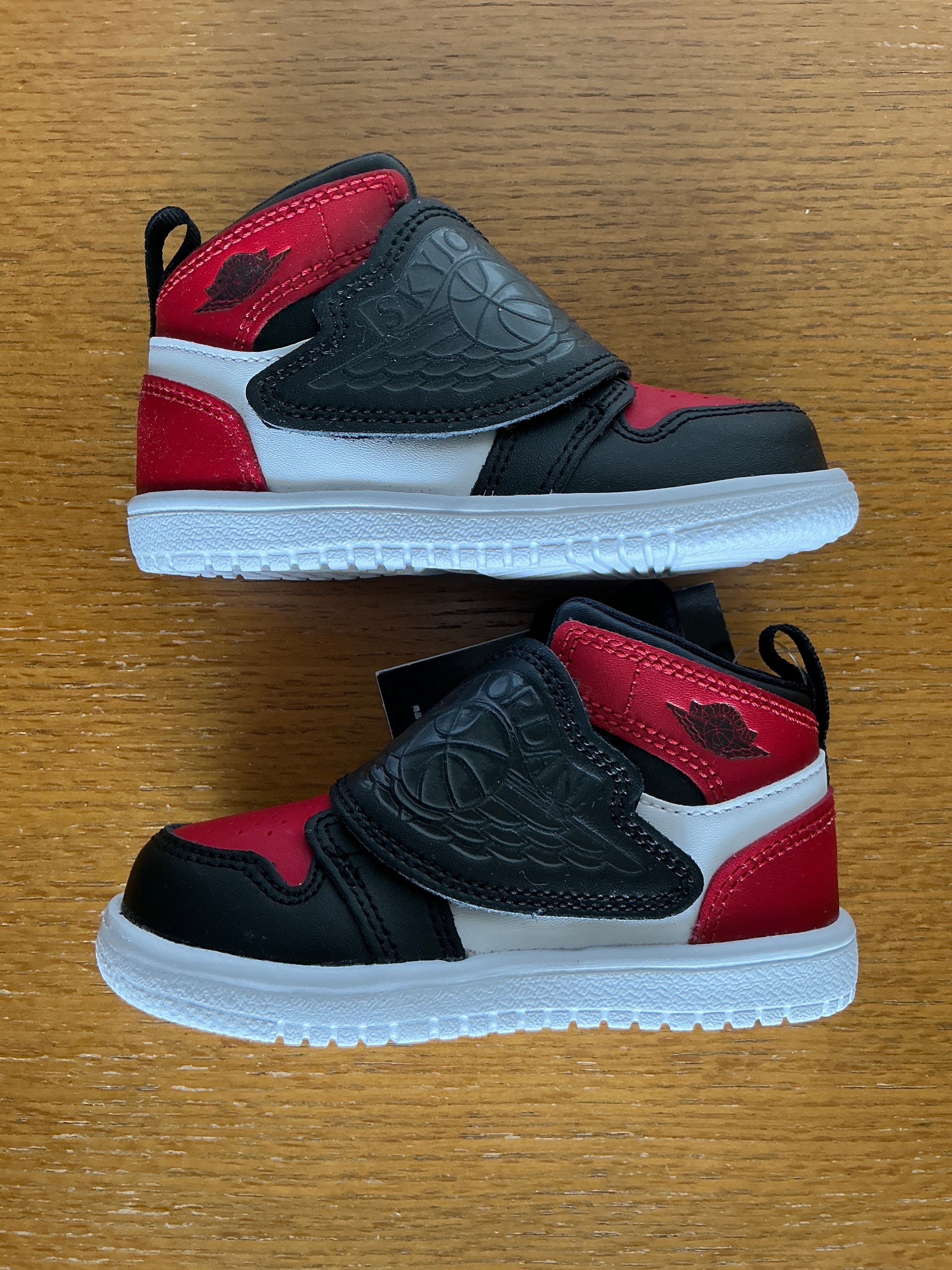 Nike TD Air Jordan 1 High "Chicago/Black Toe"