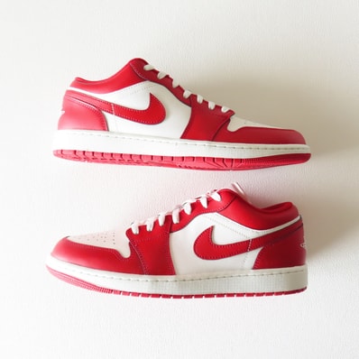Nike Air Jordan 1 Low "Summit White/Summit White/Varsity Red"