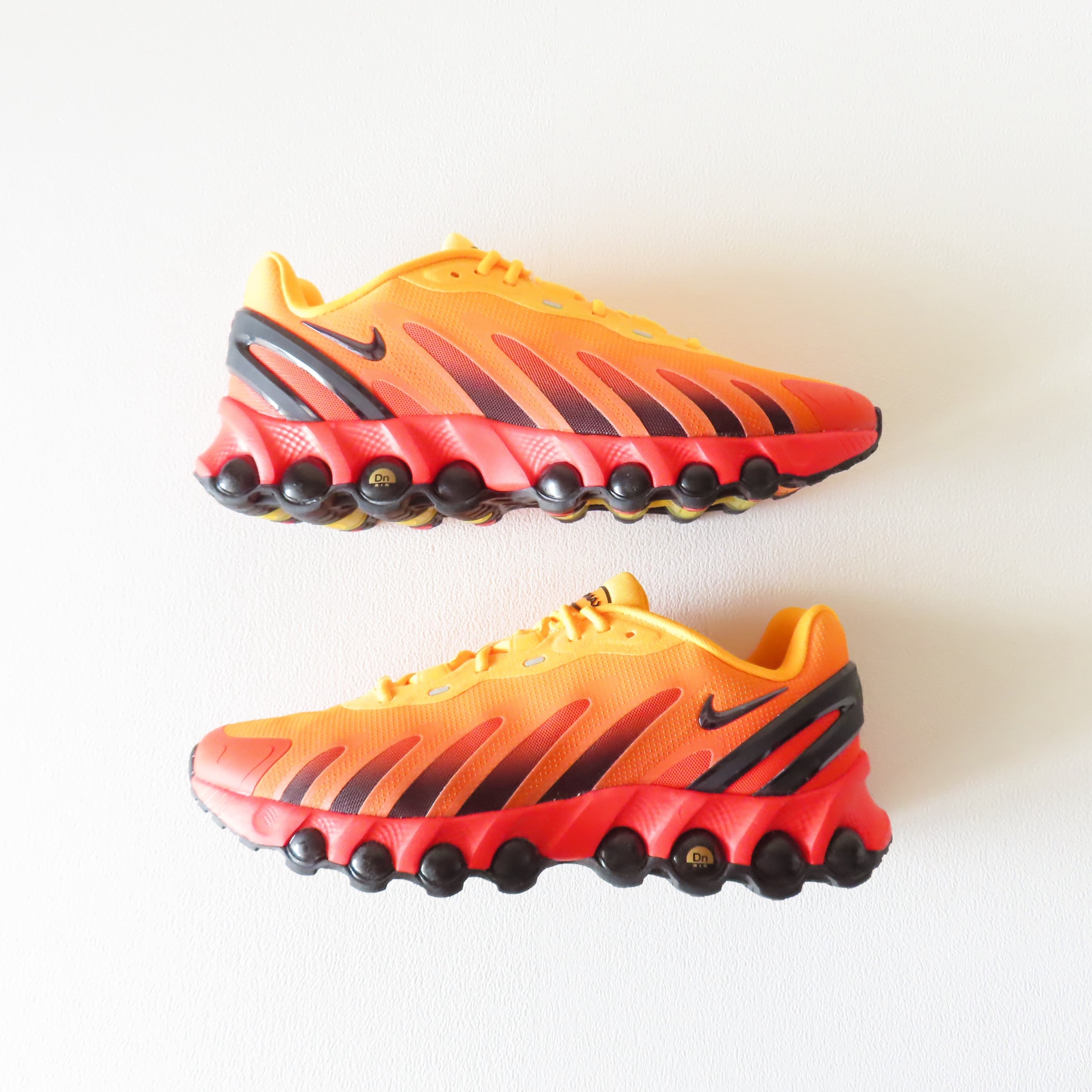 Nike Air Max DN8 "Team Orange/Black"