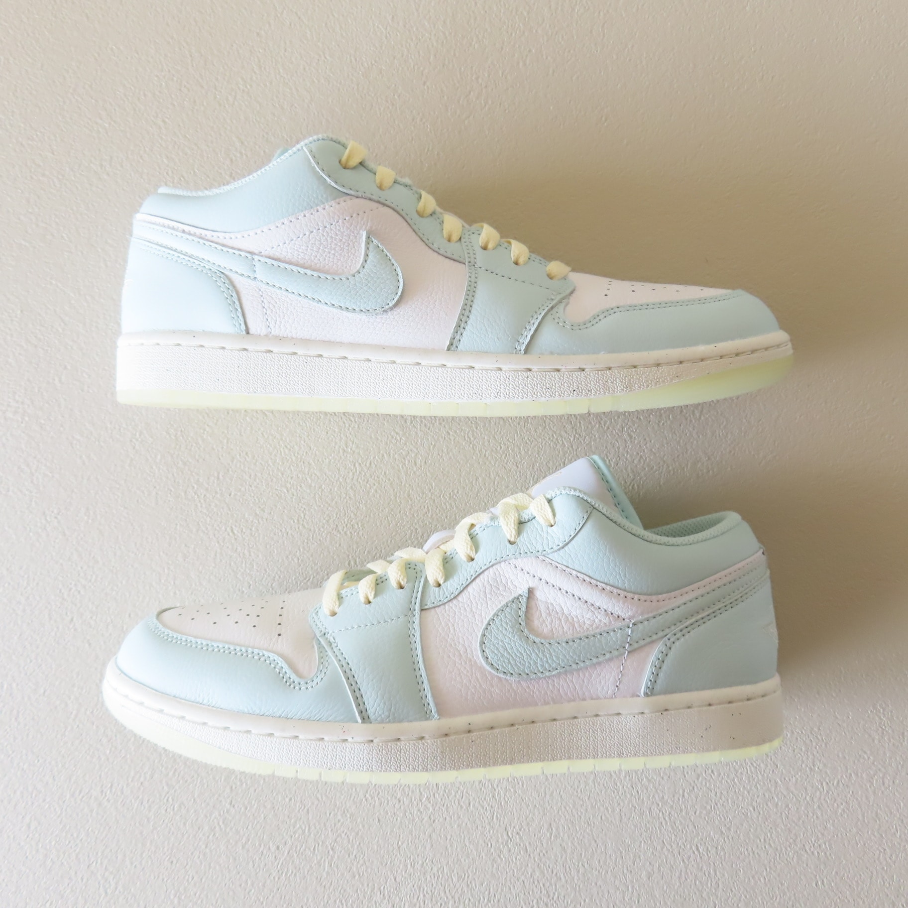 Nike Air Jordan 1 Low SE "Glacier Blue/Summit White/Guava Ice/Sea Glass"