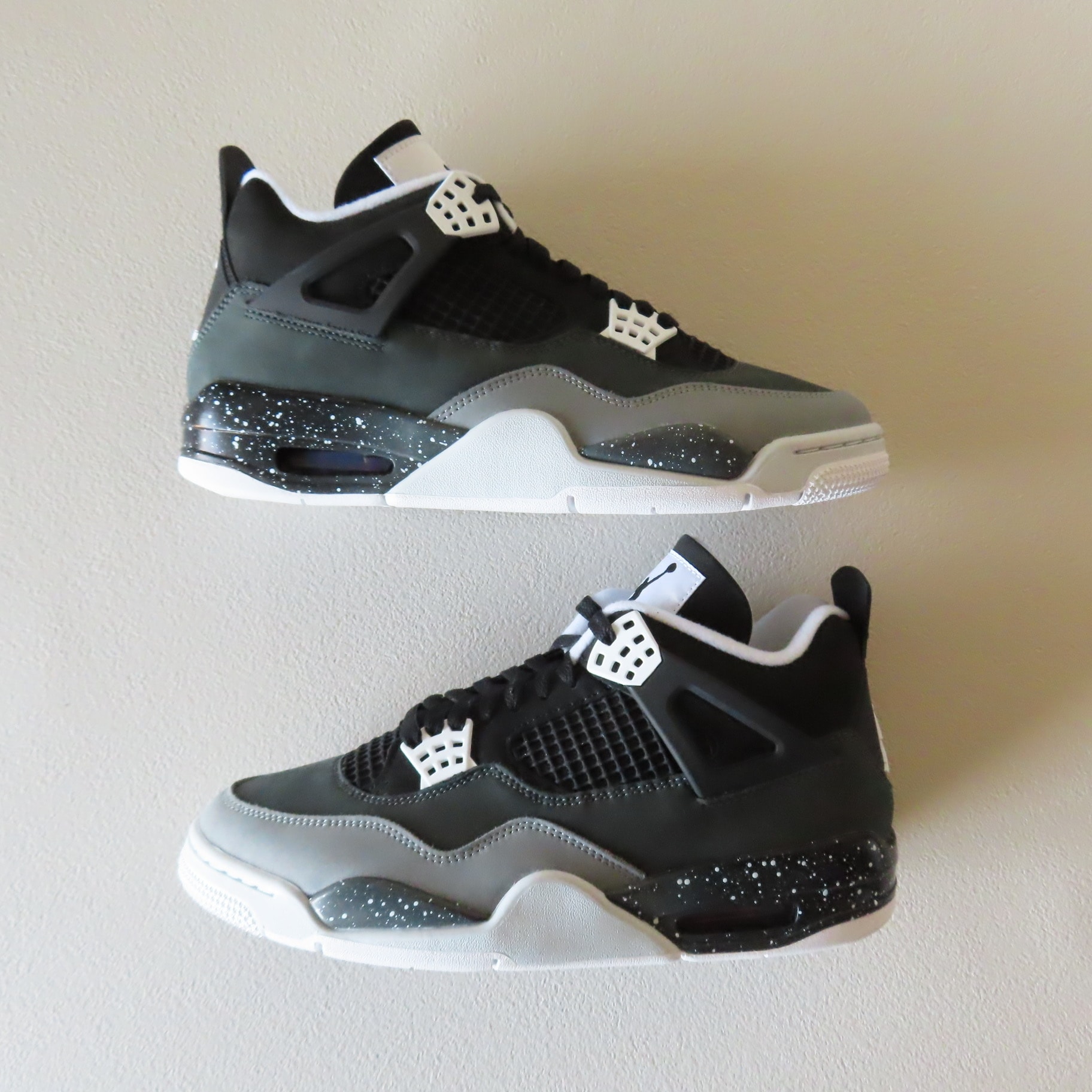 Nike Air Jordan 4 Retro "Fear"