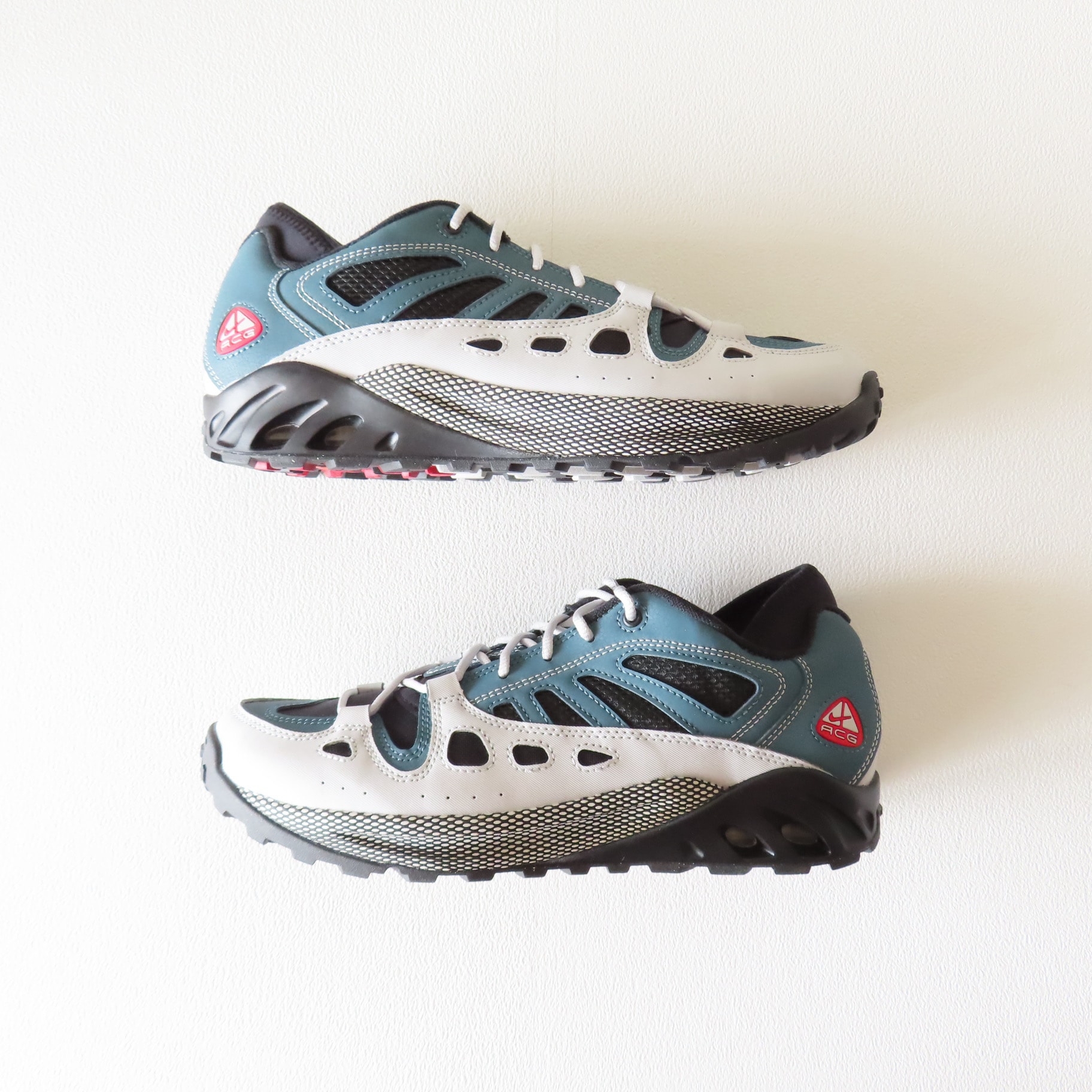 Nike ACG Air Exploraid "Neutral Grey and Ash Green"
