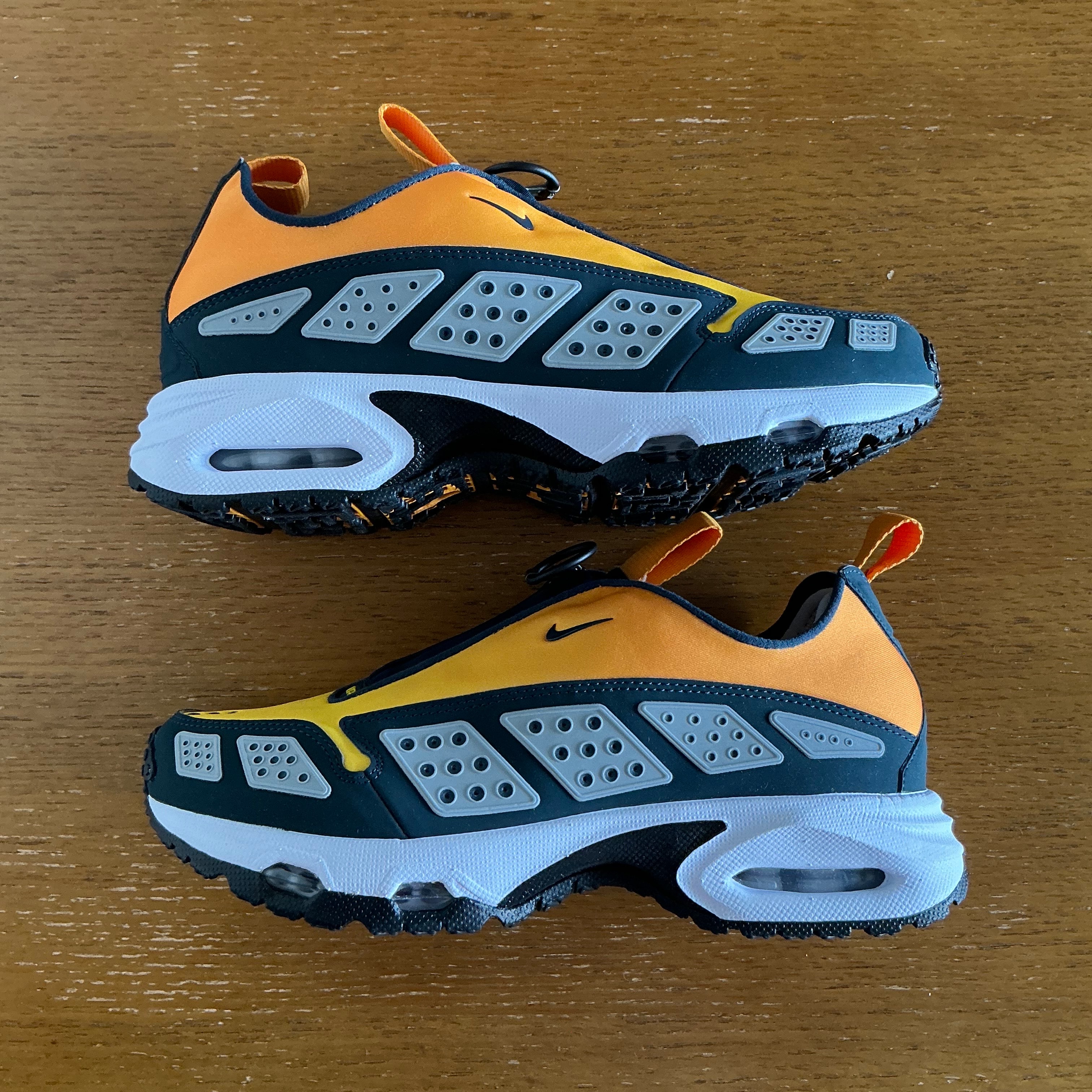 Nike Women's Air Max SNDR "Canyon Gold and Deep Ocean"