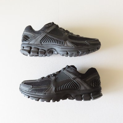 Nike Zoom Vomero 5 "Black"