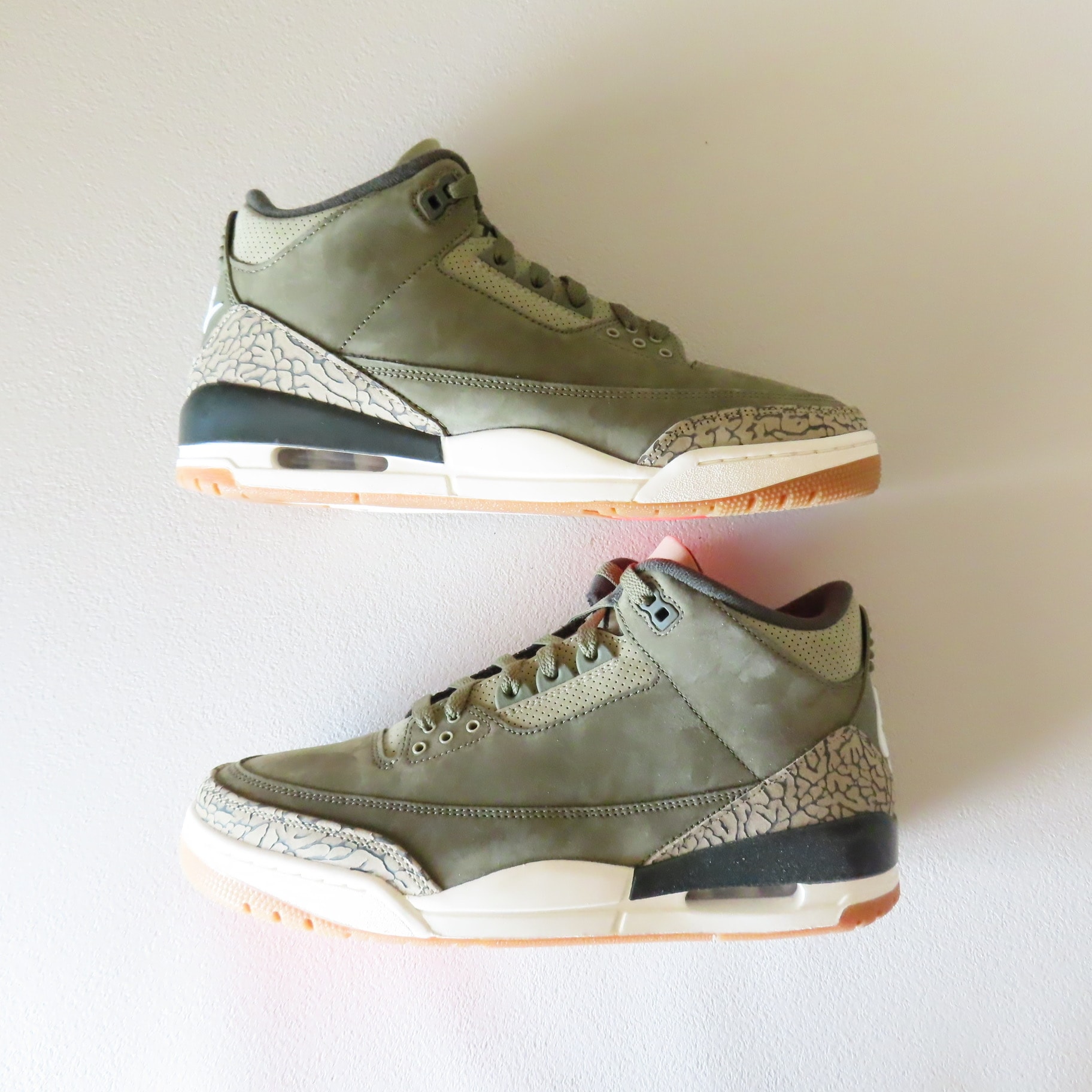 Nike Air Jordan 3 Retro "Family Affair"