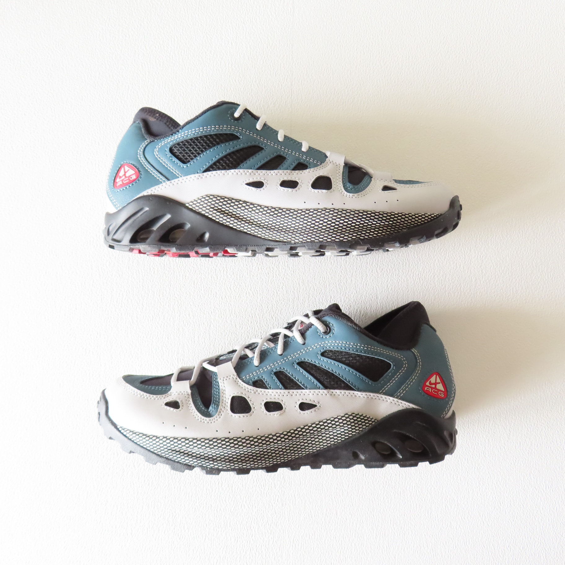 Nike ACG Air Exploraid "Neutral Grey and Ash Green"