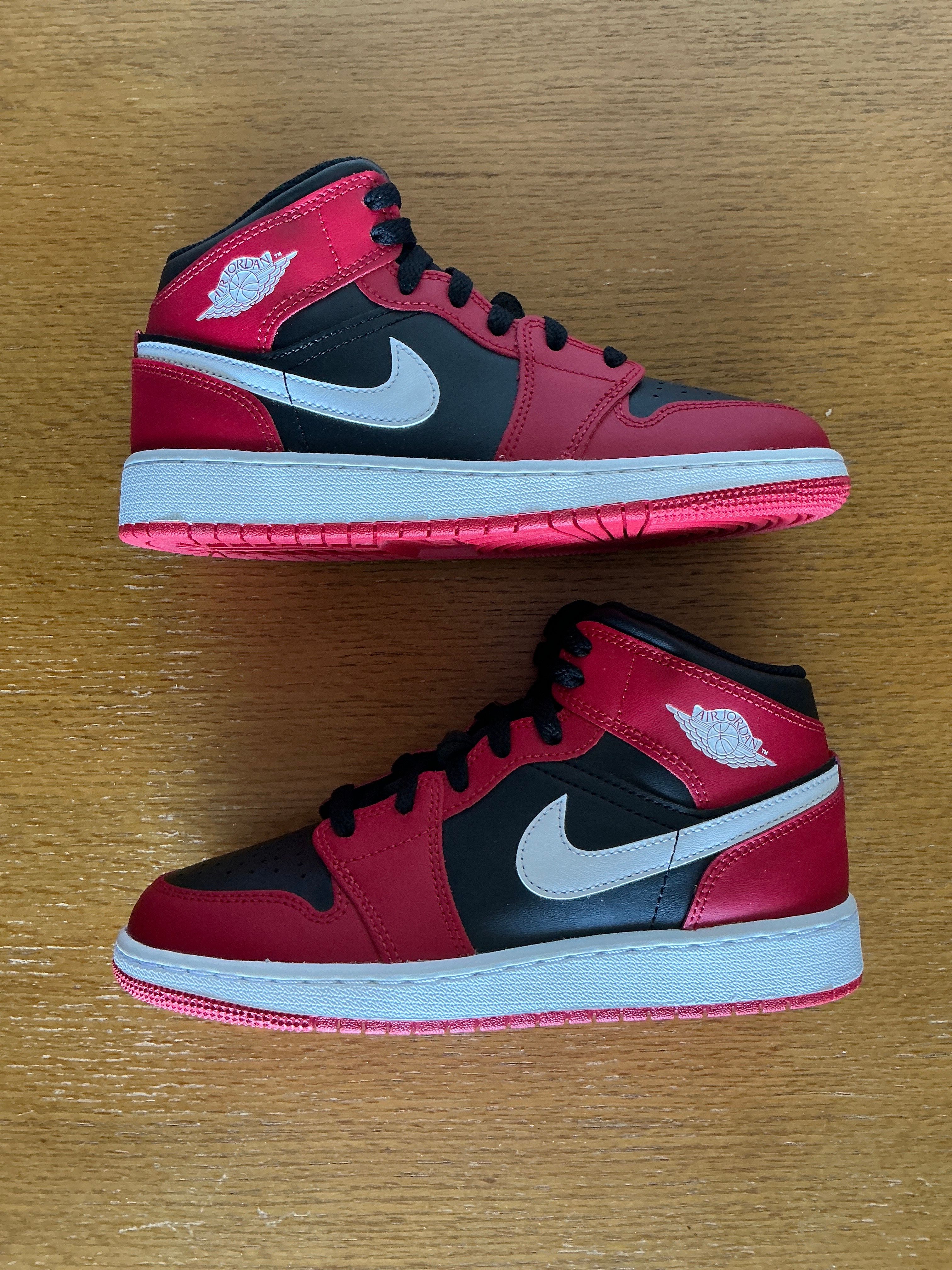 Nike GS Air Jordan 1 Mid "Black/Gym Red/White"