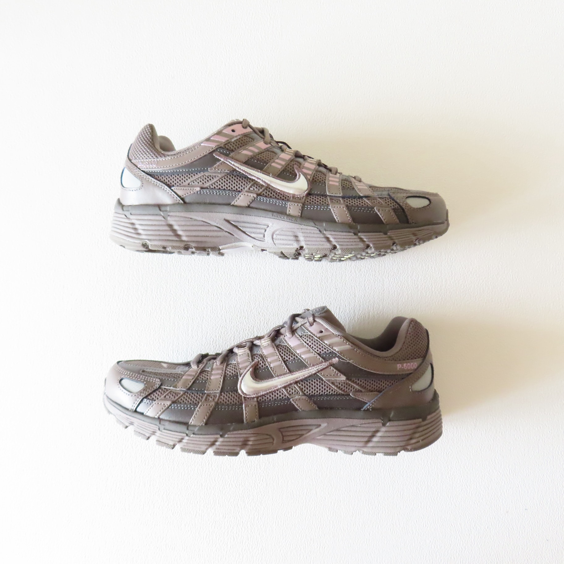 Nike P-6000 "Cave Stone/Metallic Silver"