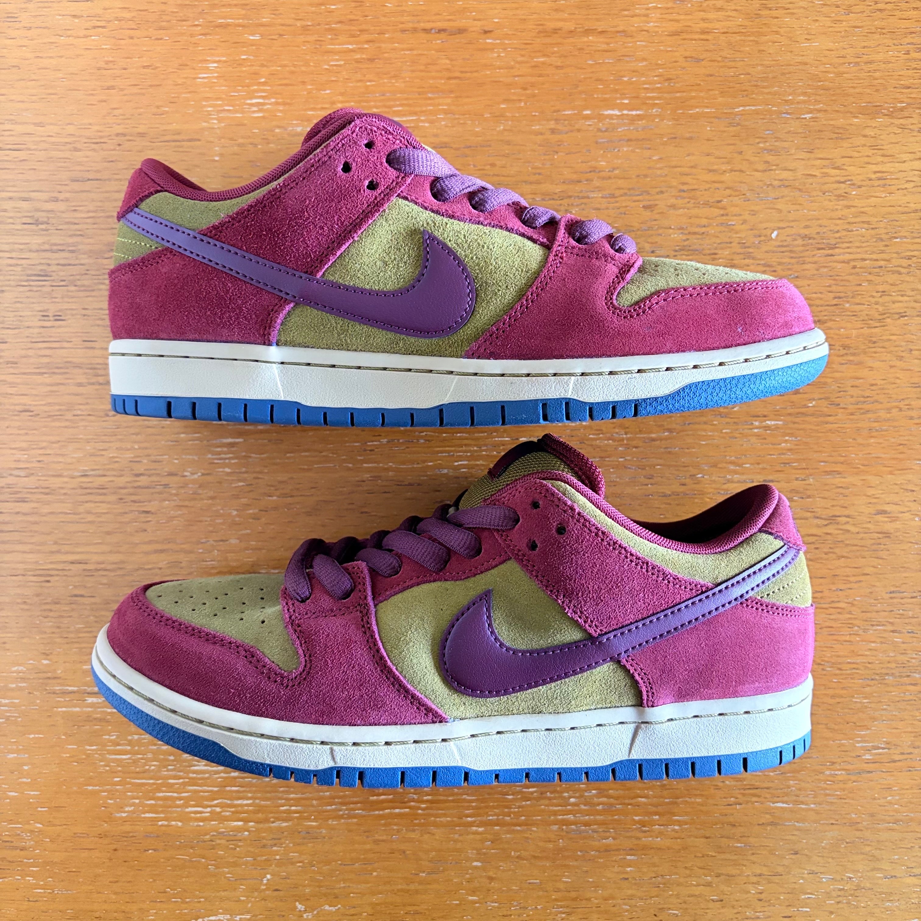 Nike SB Dunk Low Pro "Dark Team Red and Olive Flak"