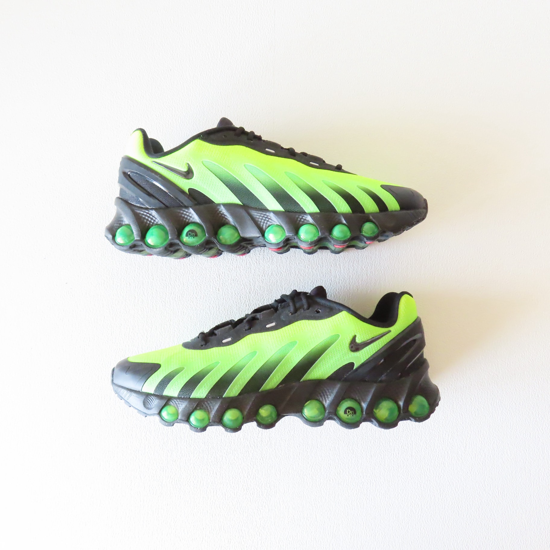Nike Air Max DN8 "Black/Green Strike/Volt/Black"
