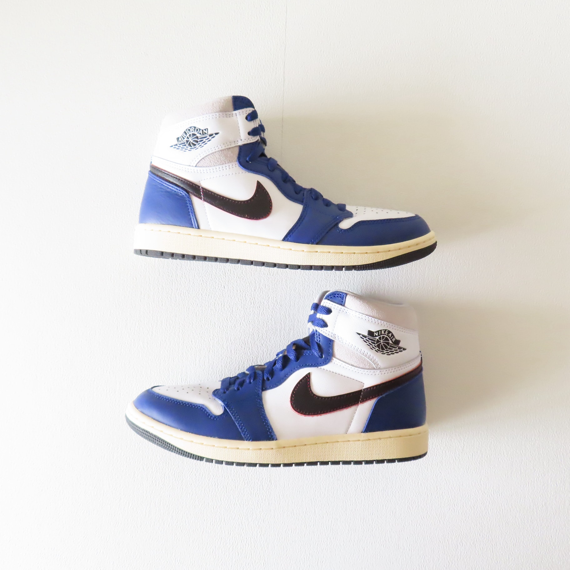 Nike Air Jordan 1 High OG Rare Air "Deep Royal Blue"