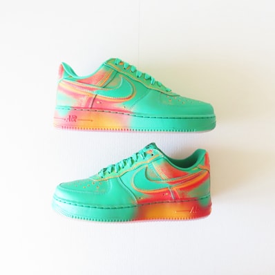 Nike Air Force 1 Low "Stadium Green/Laser Orange"