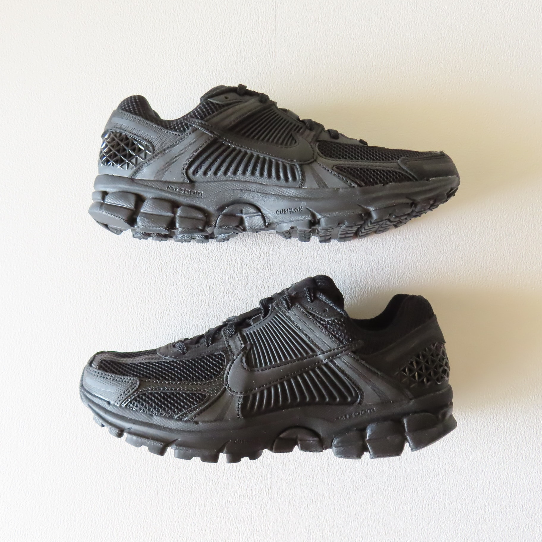 Nike Zoom Vomero 5 "Black"
