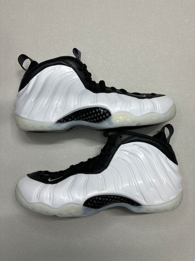 Nike Air Foamposite One "White and Black"