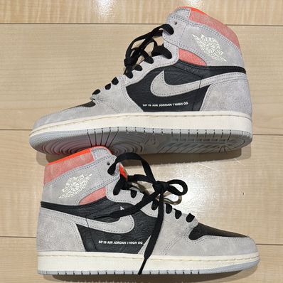 Nike Air Jordan 1 RETRO High OG "Hyper Crimson"