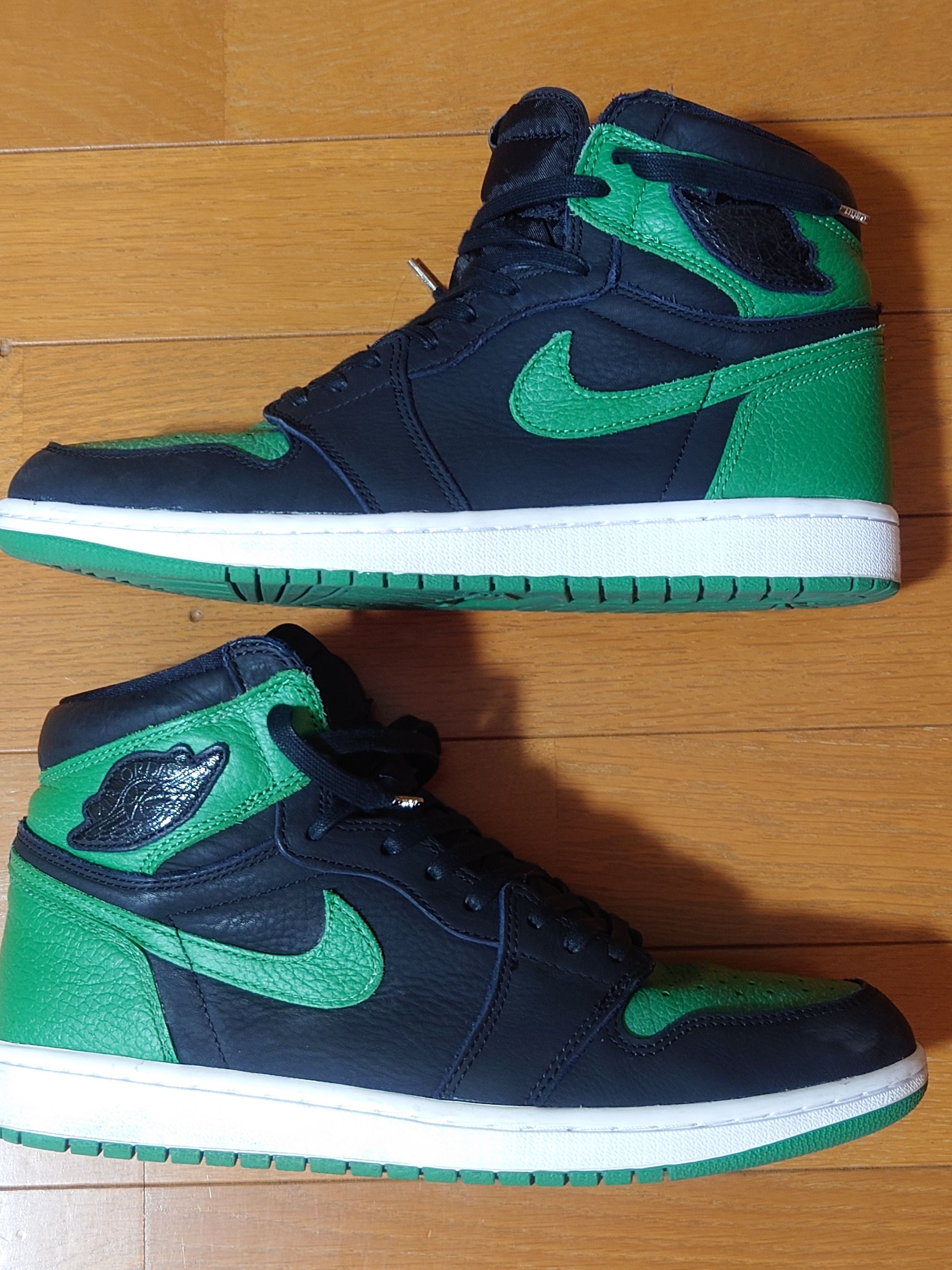 Nike Air Jordan 1 Retro High OG "Black/Pine Green" (2020)      