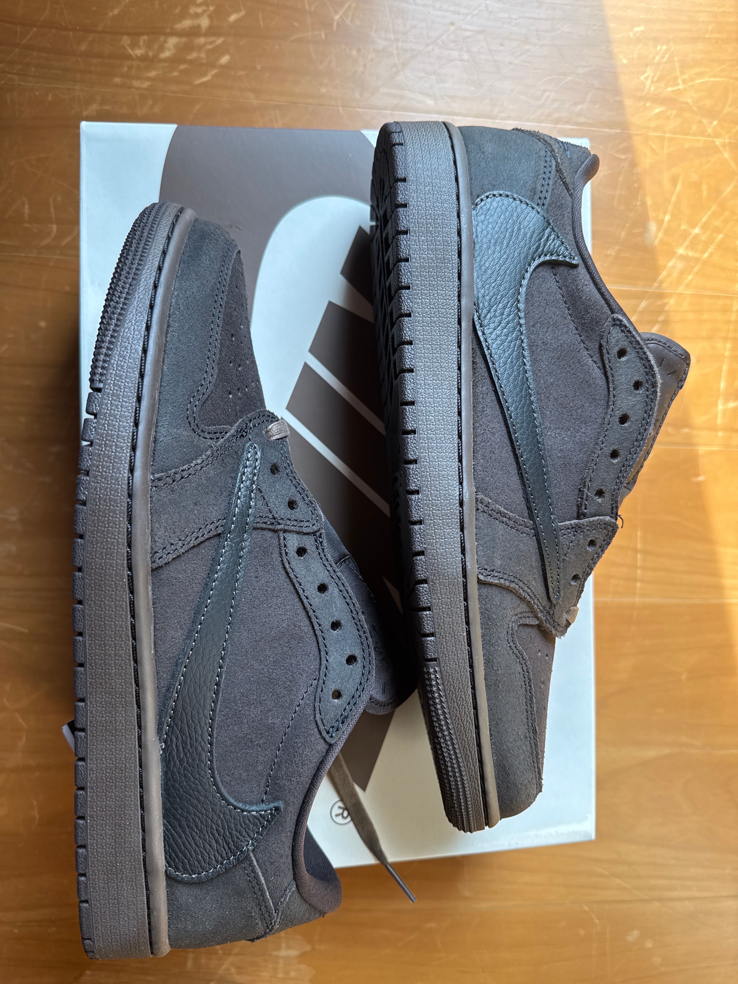Travis Scott × Nike Air Jordan 1 Low OG SP "Velvet Brown and Dark Mocha"