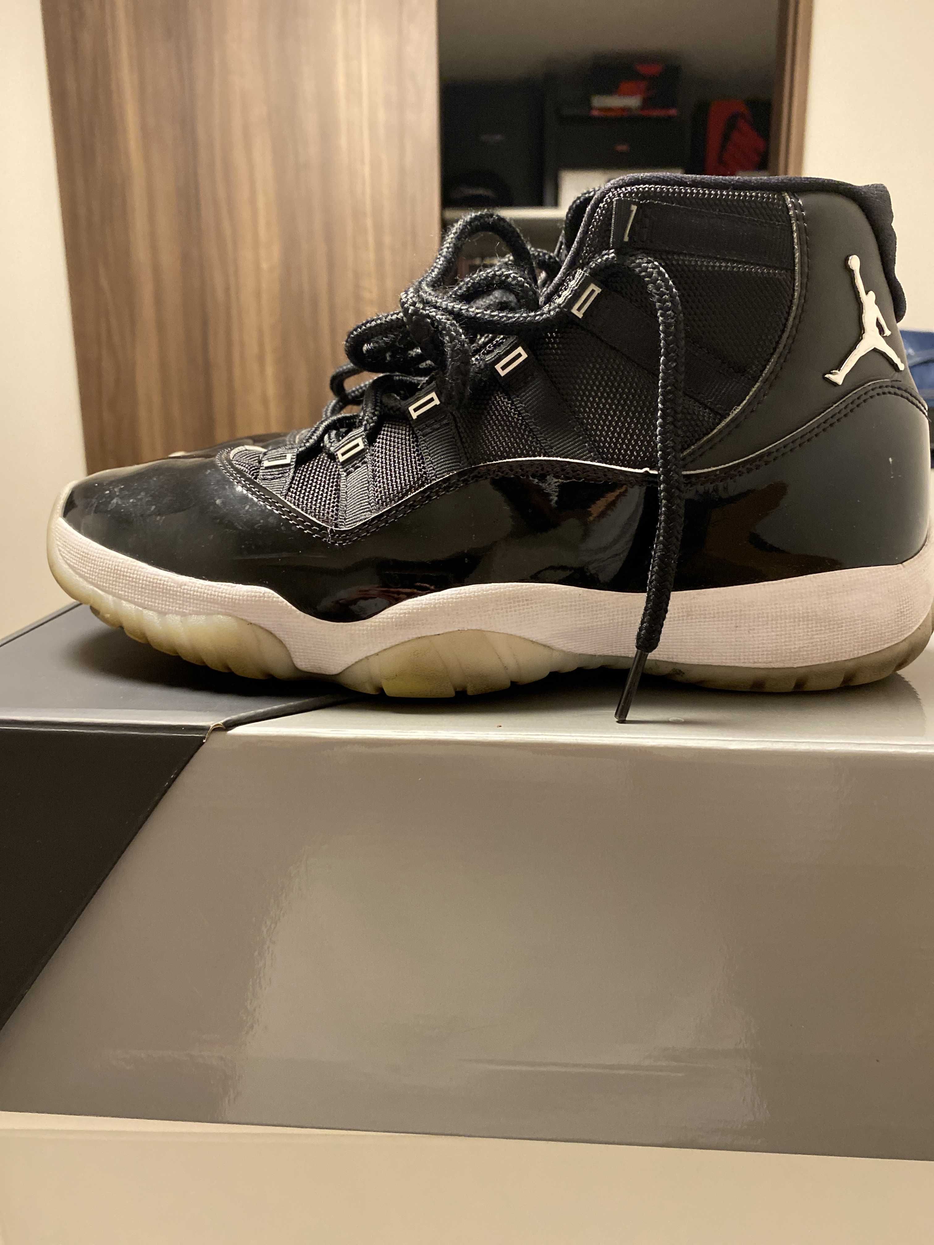 Nike Air Jordan 11 "Jubilee"