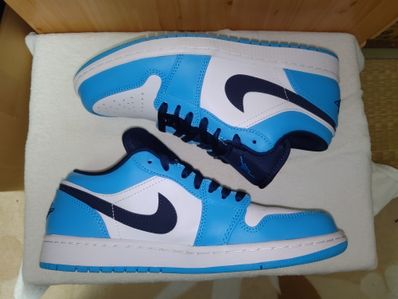 Nike Air Jordan 1 Low "University Blue"