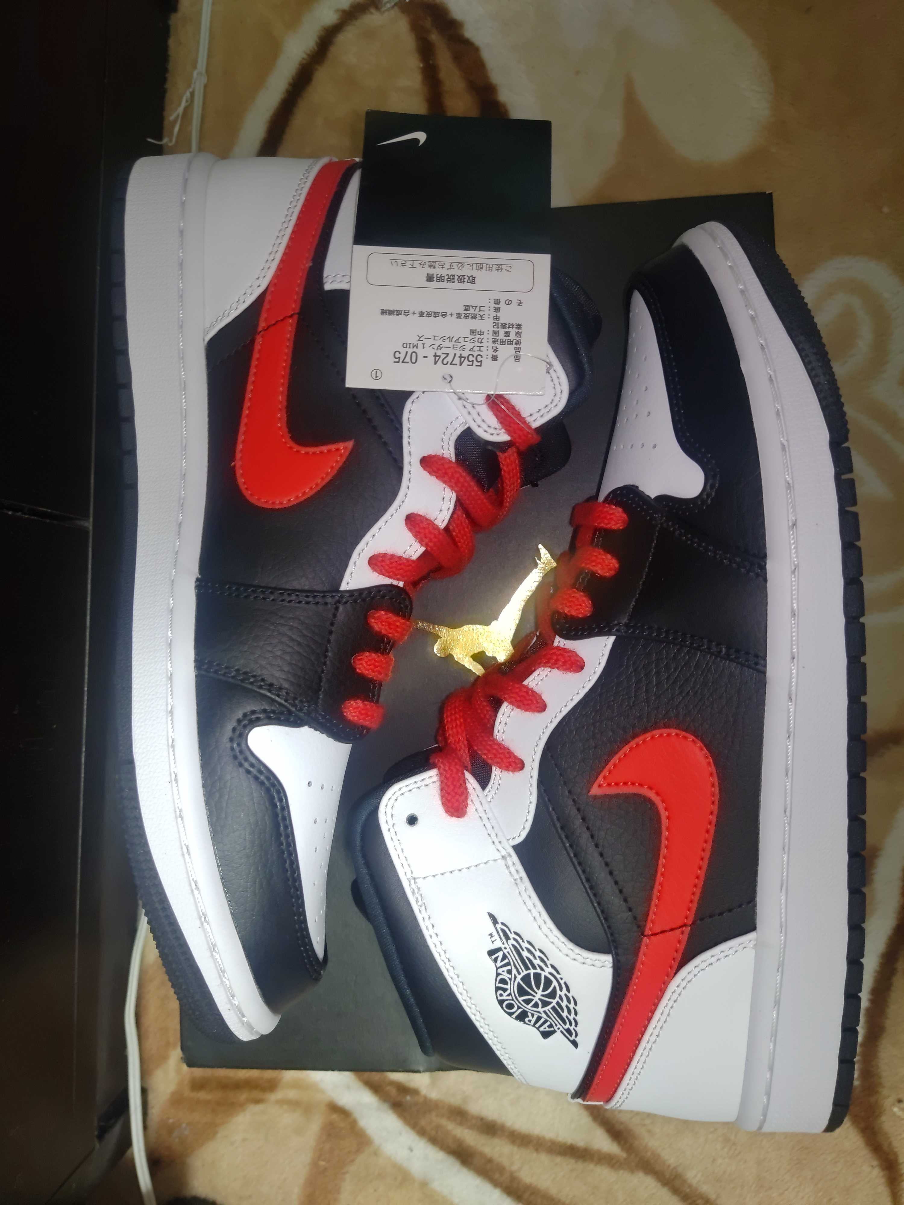 NIKE AIR JORDAN 1 MID "BLACK/CHILE RED/WHITE"