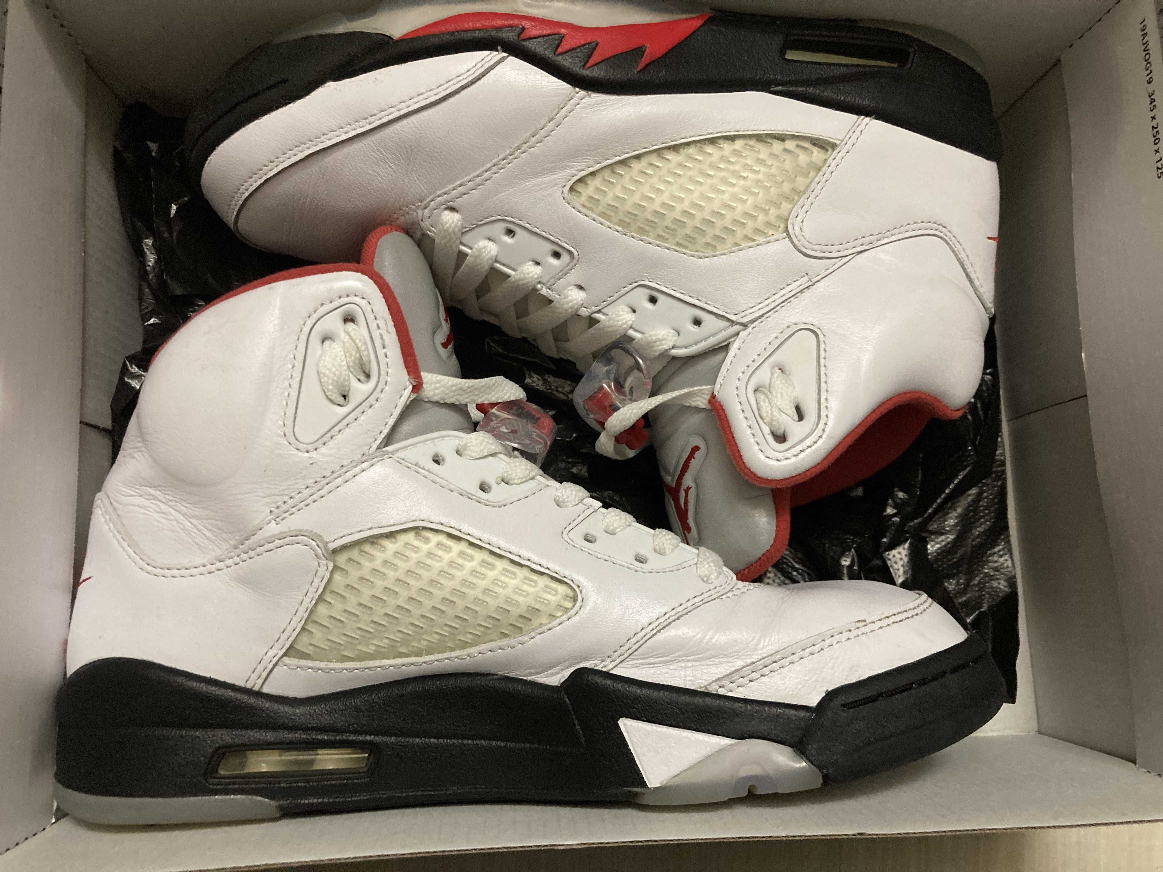 Nike Air Jordan 5 Retro "Fire Red" (2020)