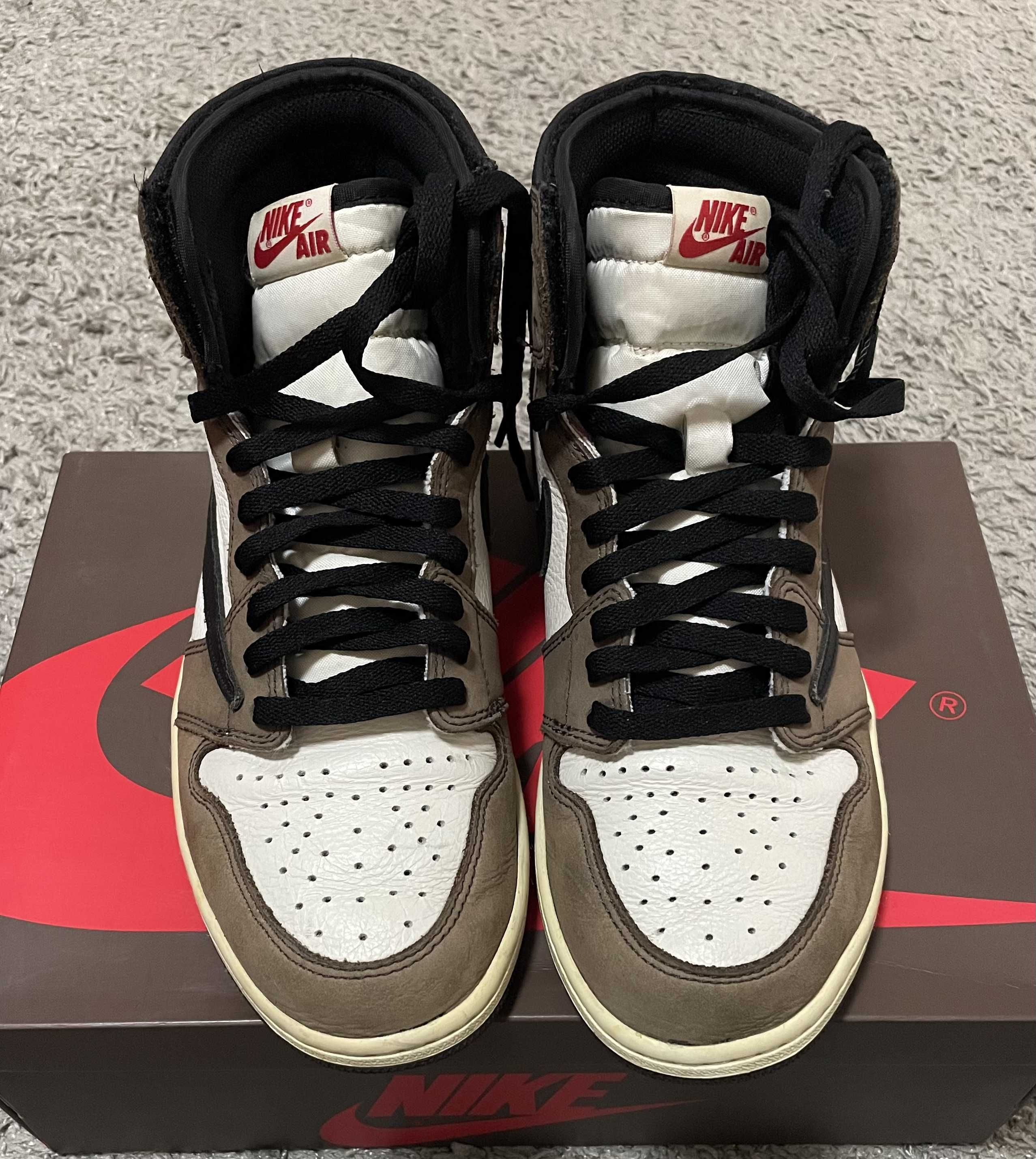 Travis Scott × Nike Air Jordan 1 Retro High OG TS SP "Sail/Dark Mocha"