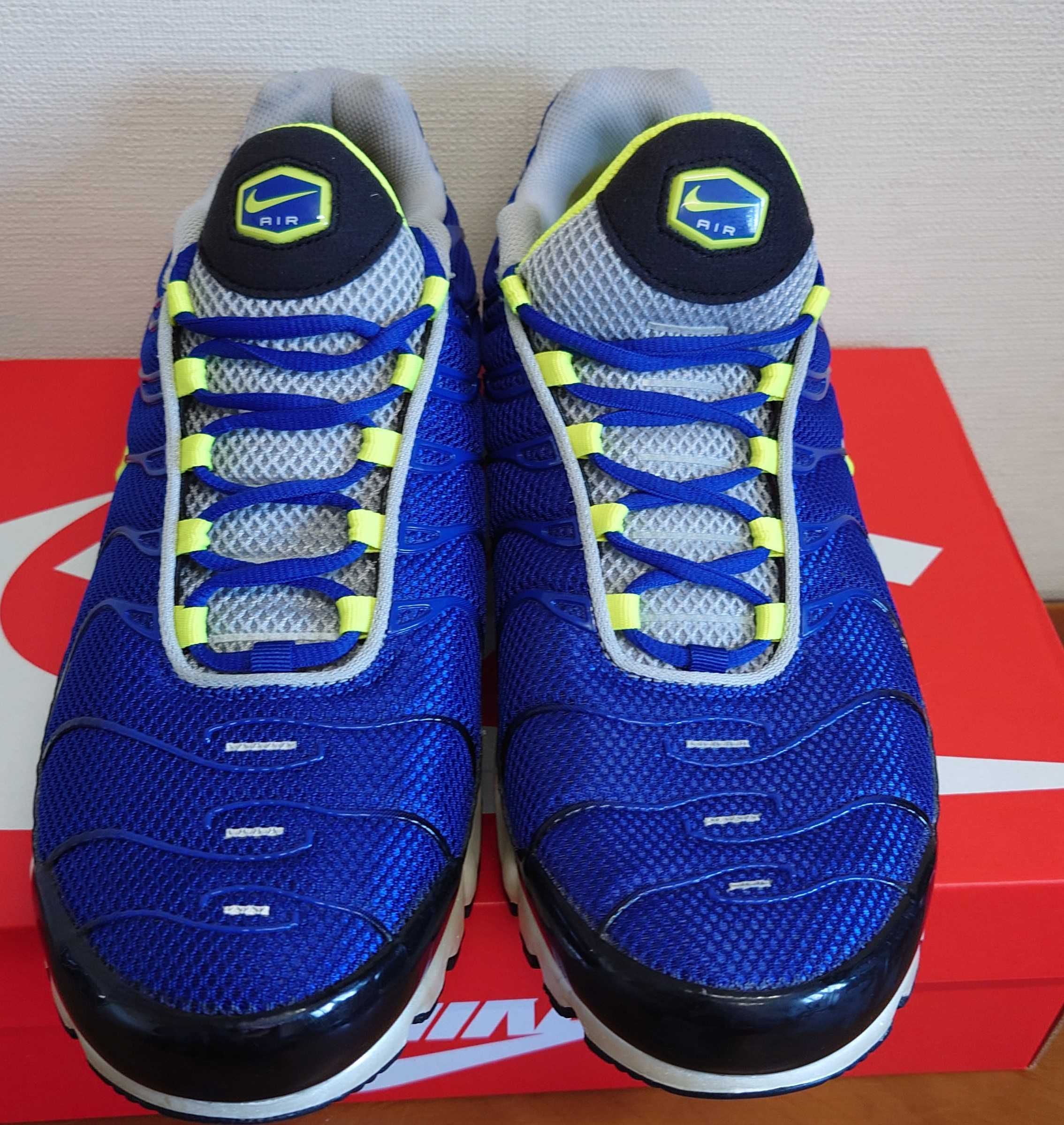 NIKE AIR MAX PLUS "BLACK SAIL"