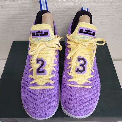 Nike LeBron 16 Lakers Championships "Atomic Violet"