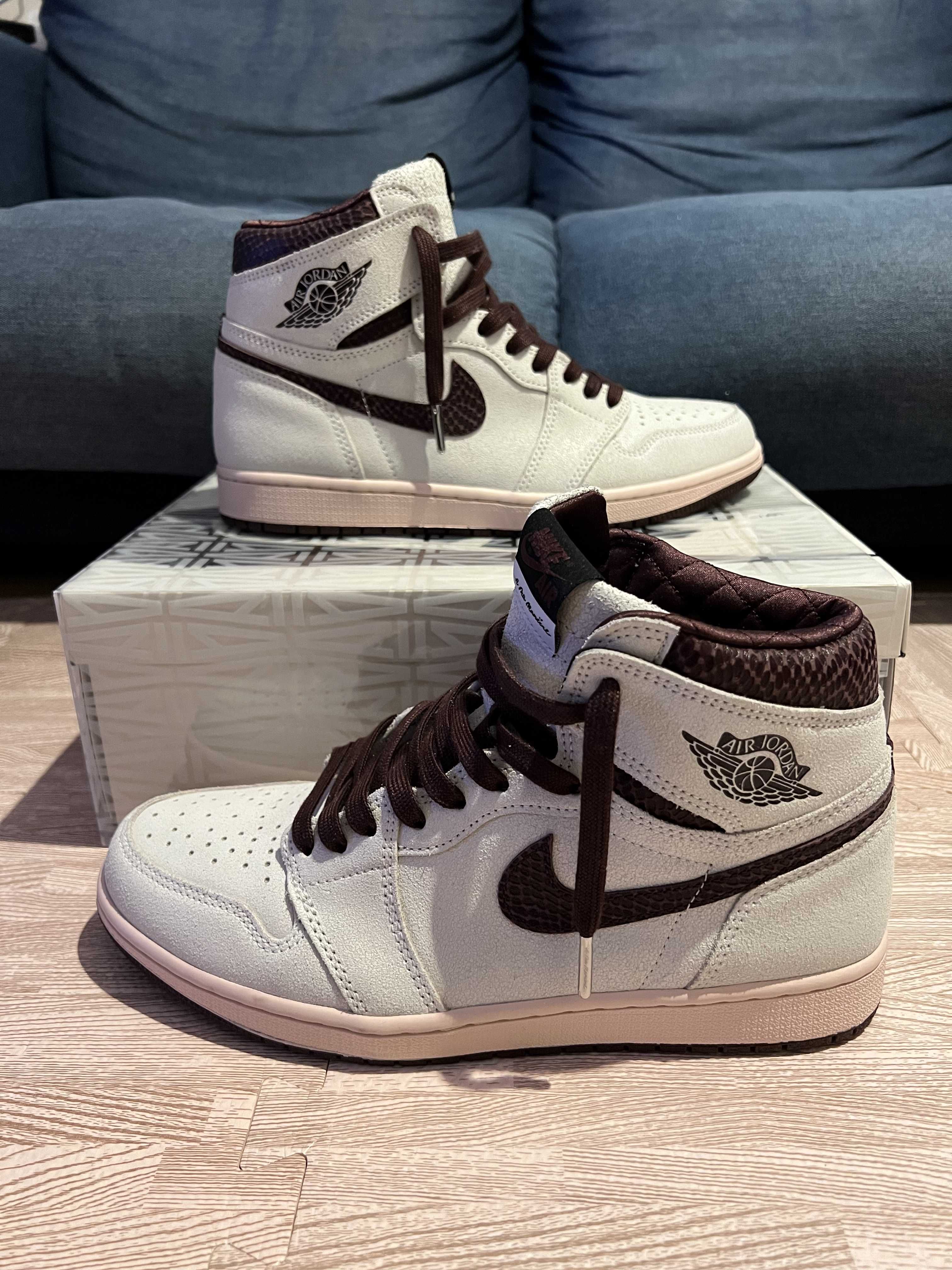 A Ma Maniere × Nike Air Jordan 1 Retro High OG "Sail and Burgundy"