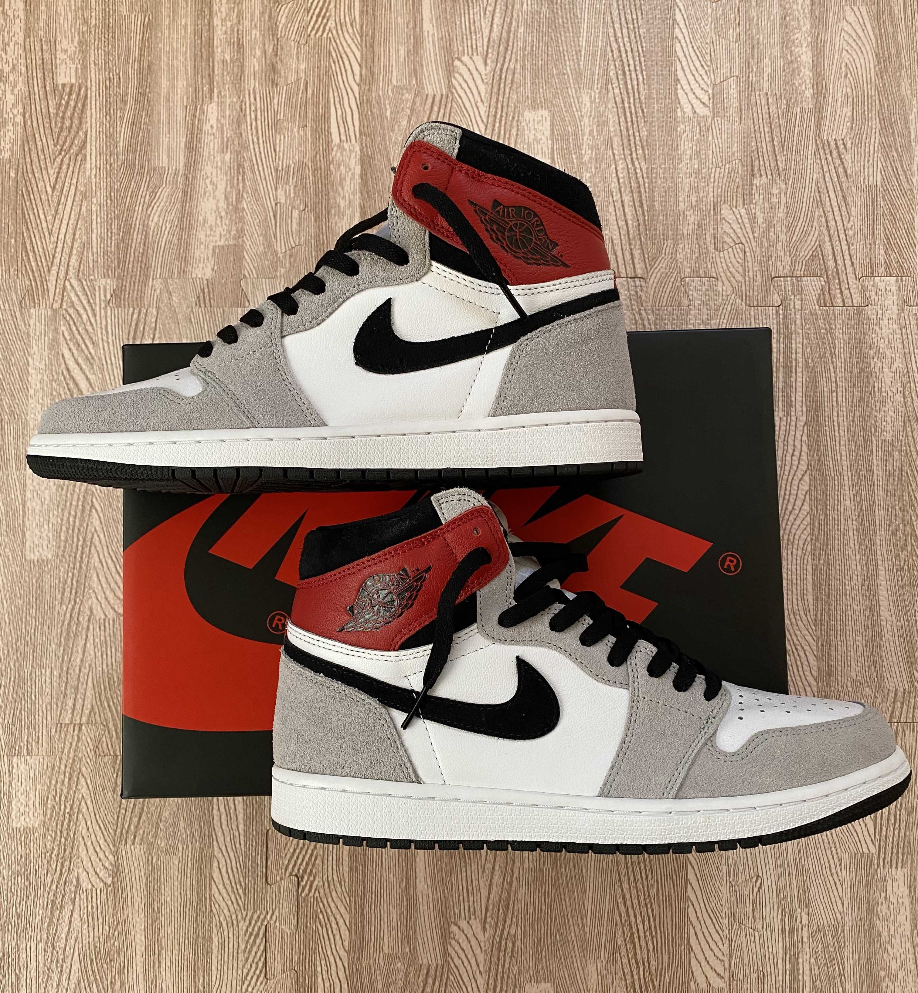 Nike Air Jordan 1 High OG "White/Black/Light Smoke Grey"