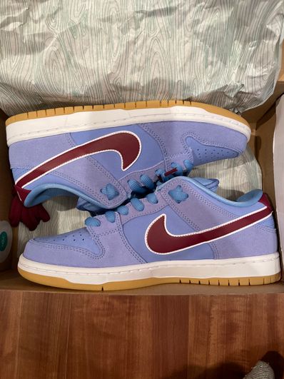 Nike SB Dunk Low Pro "Philadelphia Phillies/Valor Blue and Team Maroon"