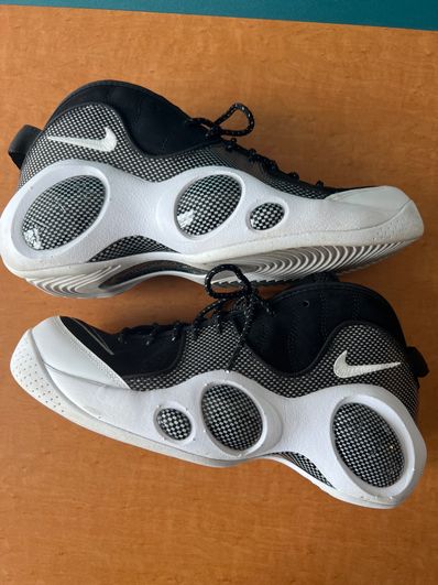 Nike Air Zoom Flight 95 "Black Metallic" (2022)