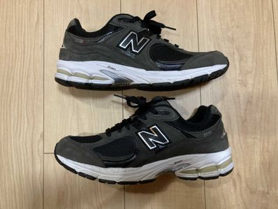 New Balance 2002R "Black/Gray"