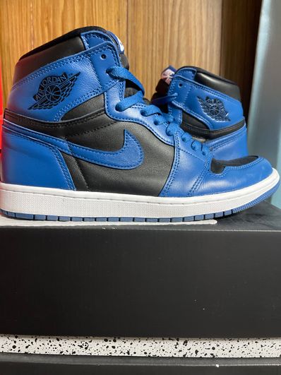 Nike Air Jordan 1 Retro High OG "Dark Marina Blue"