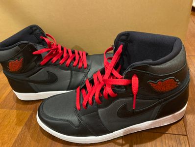 Nike Air Jordan 1 Retro High OG "Black/Metallic Silver/Gym Red"
