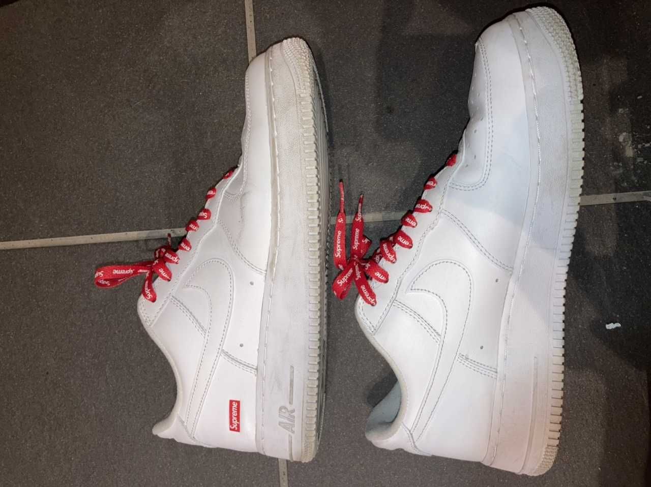 Supreme × Nike Air Force 1 Low "White"